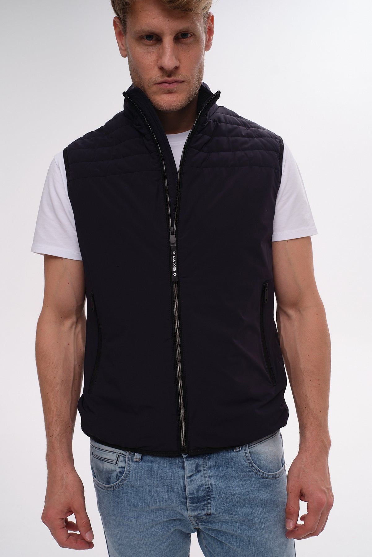 ΑΝΔΡΙΚΟ ΑΜΑΝΙΚΟ ΓΙΛΕΚΟ MILESTONE ΣΕ ΣΚΟΥΡΟ ΜΠΛΕ ΧΡΩΜΑ