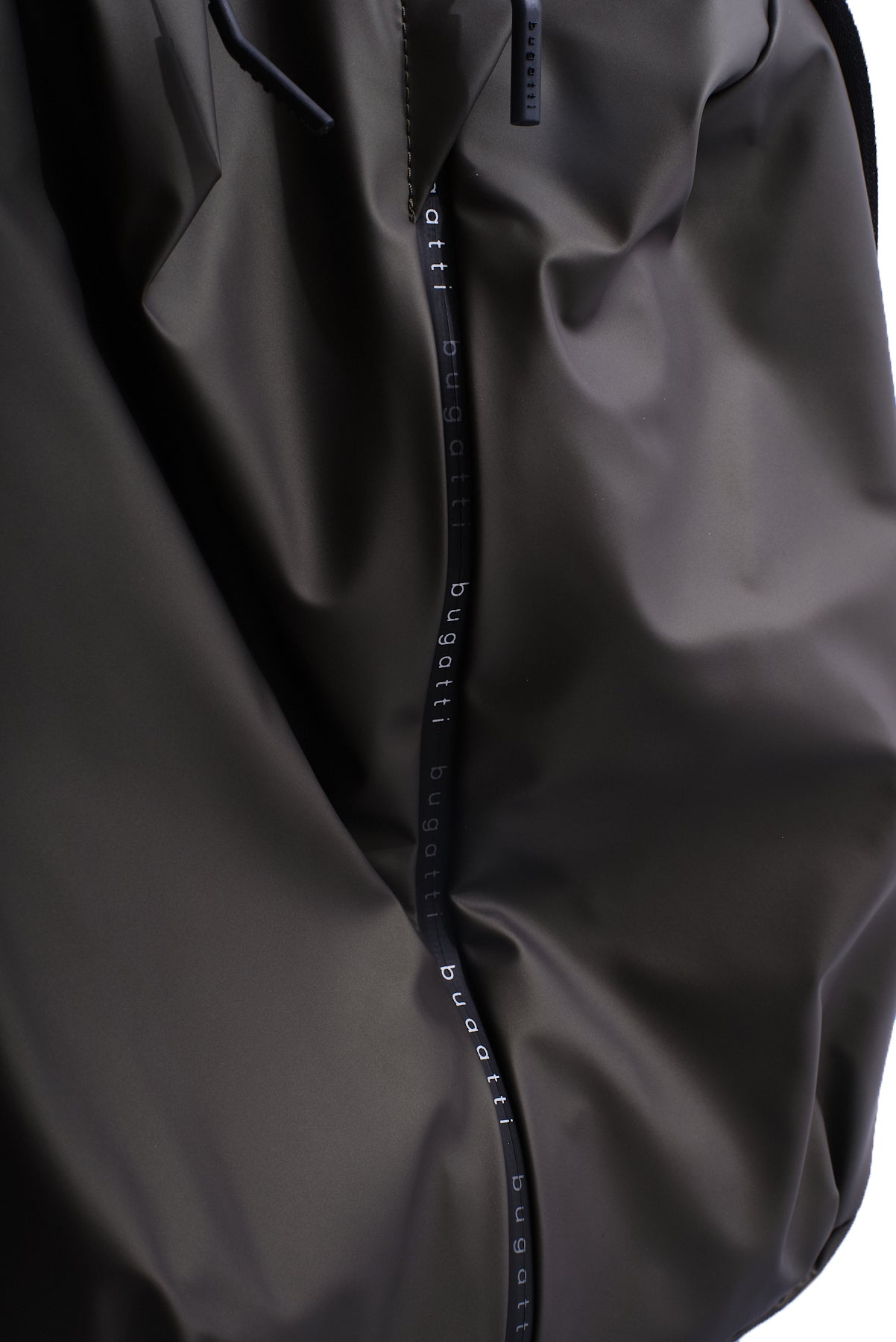 ΤΣΑΝΤΑ BACKPACK BUGATTI ΣΕ ΛΑΔΙ ΧΡΩΜΑ