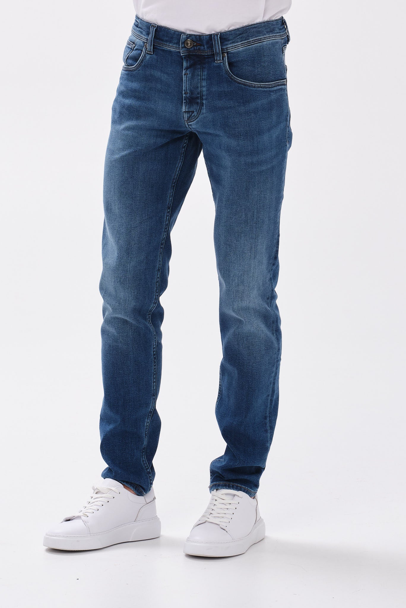 ΑΝΔΡΙΚΟ JEAN BUGGATI ΣΕ ΜΠΛΕ ΧΡΩΜΑ ME TEΧΝΗΤΗ ΦΘΟΡΑ REGULAR FIT