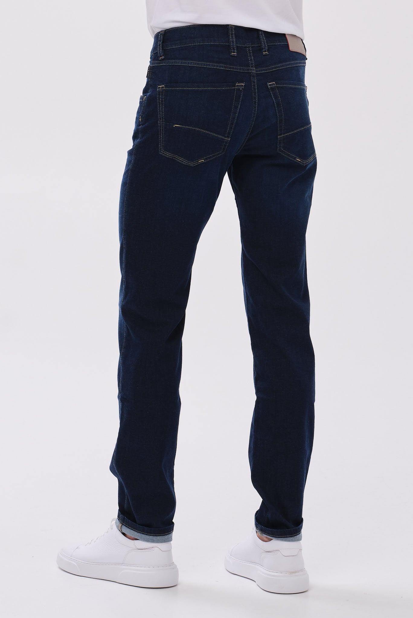 ΑΝΔΡΙΚΟ JEAN BUGGATI ΣΕ ΣΚΟΥΡΟ ΜΠΛΕ ΧΡΩΜΑ REGULAR FIT