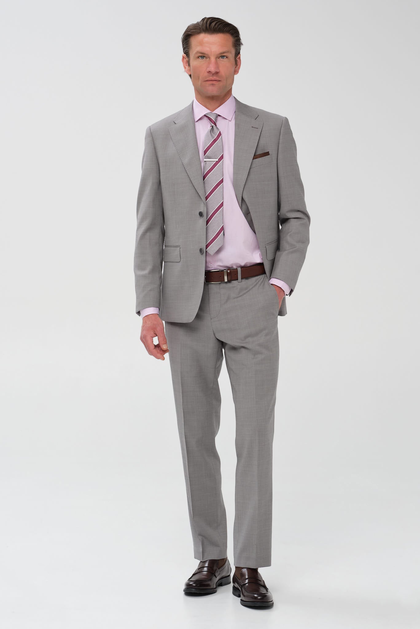 SUITS REGULAR