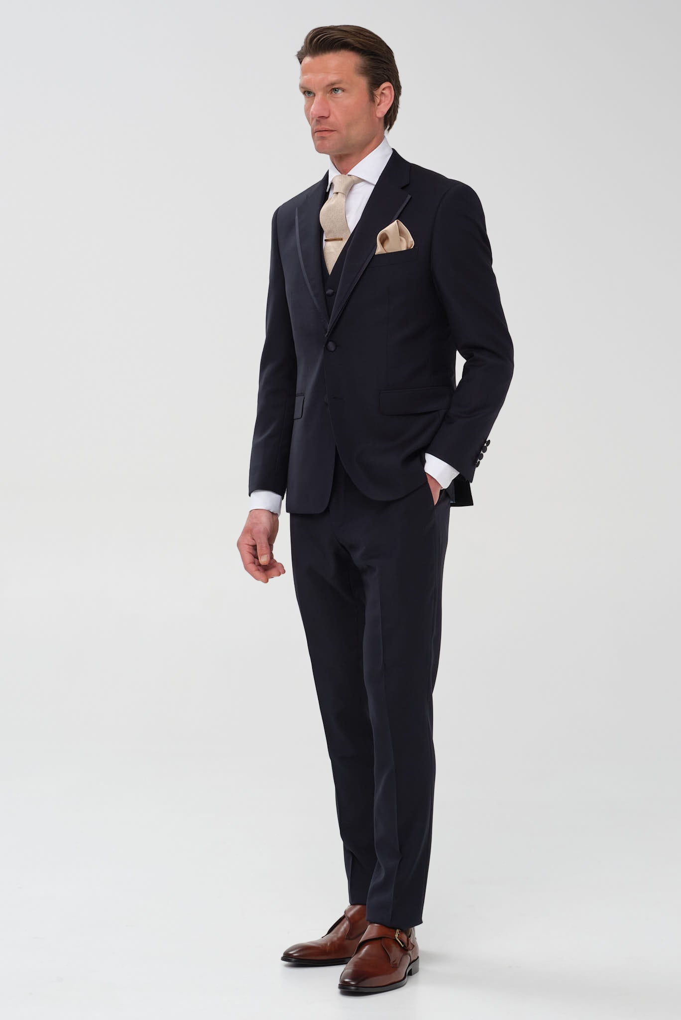 WEDDING SUITS SLIM