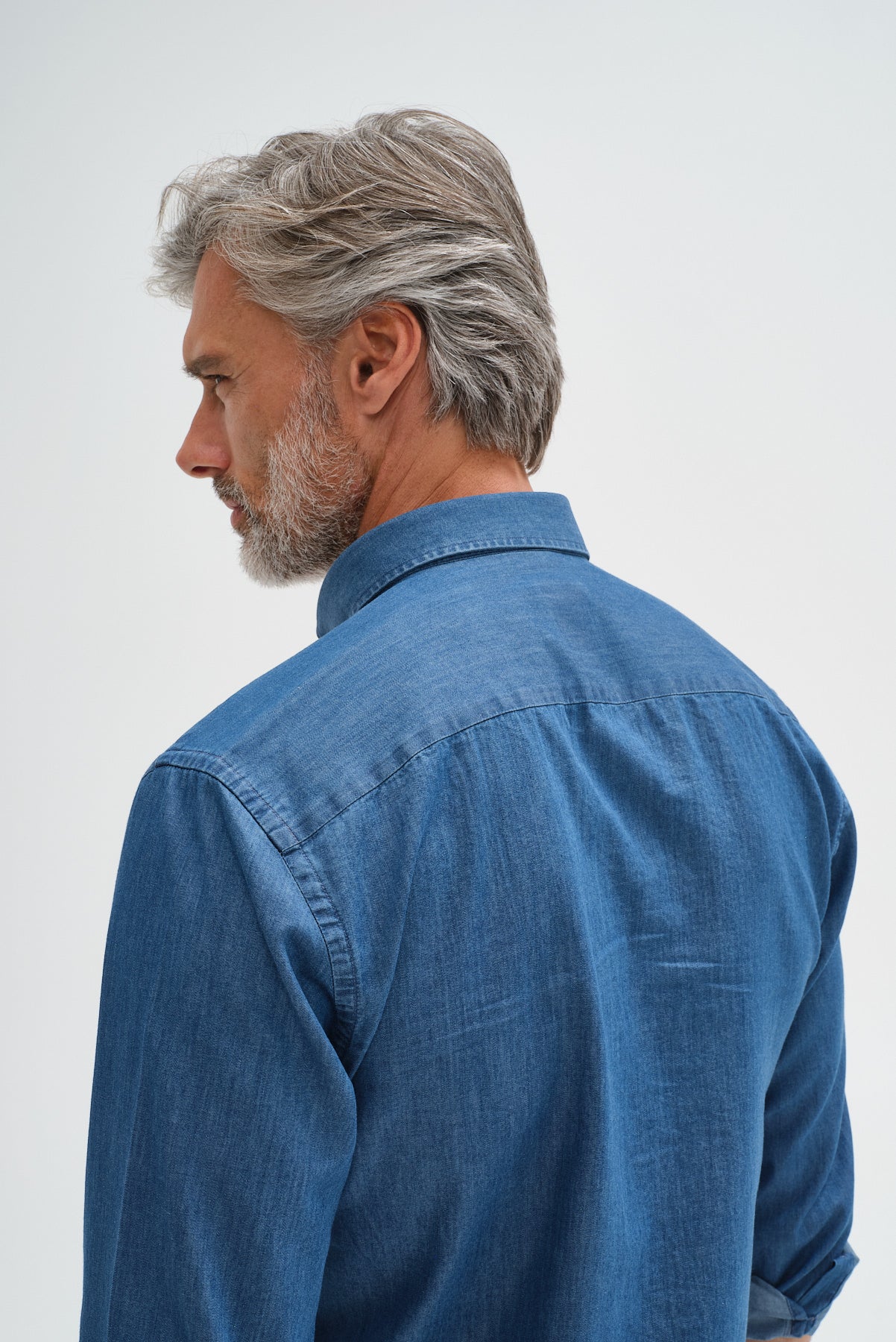 ΑΝΔΡΙΚΟ ΤΖΙΝ ΠΟΥΚΑΜΙΣΟ PORTOBELLO'S ΜΕ BUTTON DOWN ΓΙΑΚΑ ΚΑΙ ΤΣΕΠΗ ΣΤΟ ΣΤΗΘΟΣ