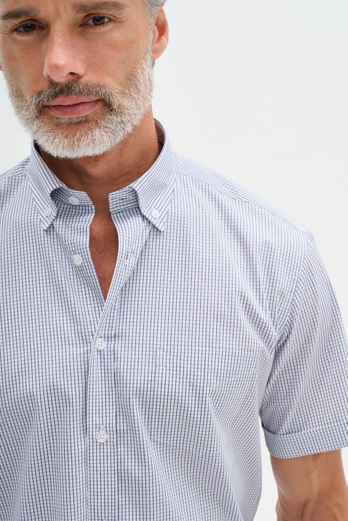 ΑΝΔΡΙΚΟ ΚΟΝΤΟΜΑΝΙΚΟ ΠΟΥΚΑΜΙΣΟ PORTOBELLO'S ΣΕ ΛΕΥΚΟ ΜΠΛΕ ΚΑΡΟ ΧΡΩΜΑ ΜΕ REX ΓΙΑΚΑ