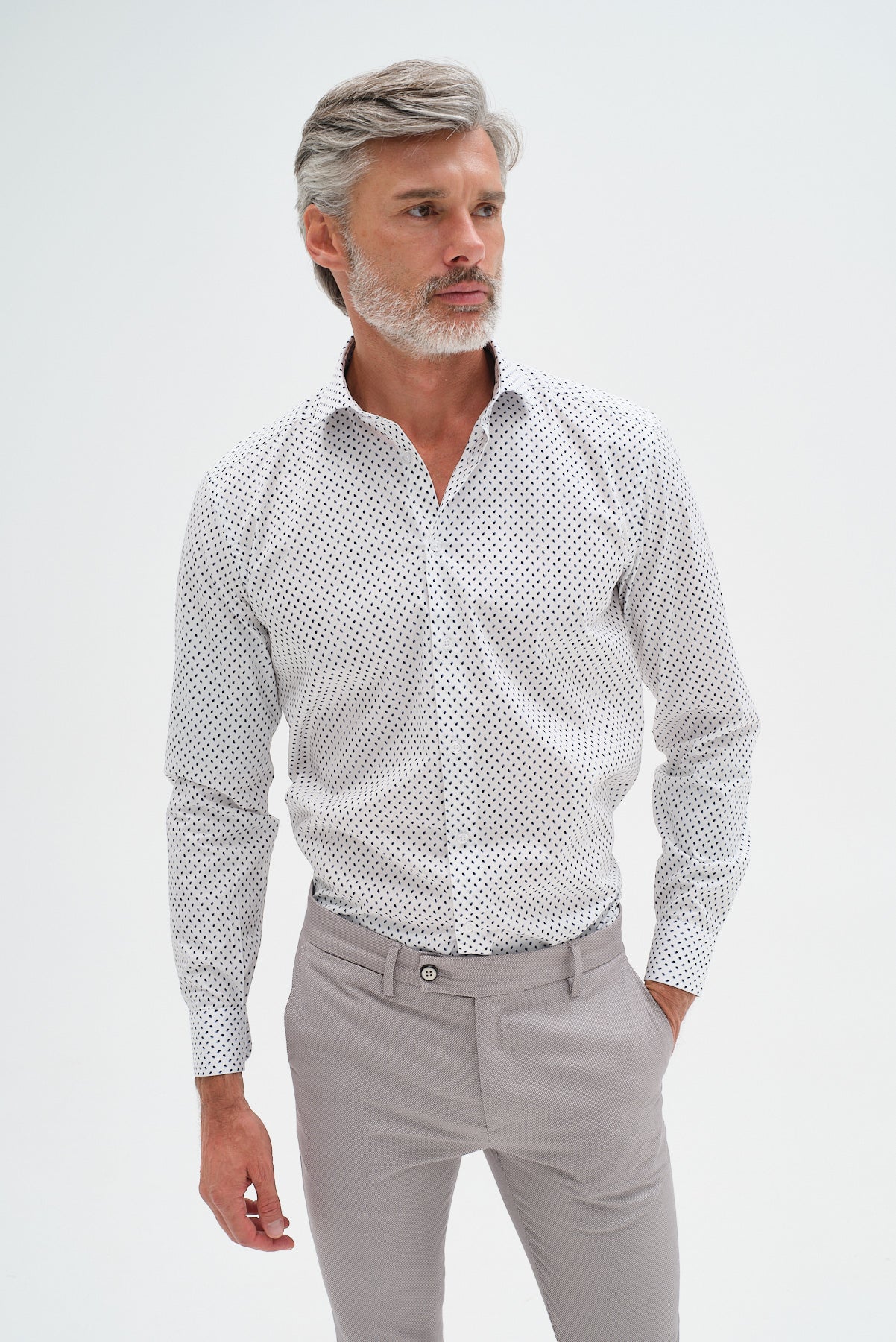 ΑΝΔΡΙΚΟ ΛΕΥΚΟ ΠΟΥΚΑΜΙΣΟ PORTOBELLO'S ΜΕ ΜΠΛΕ ΜΟΤΙΒΑ ΚΑΙ REX ΓΙΑΚΑ