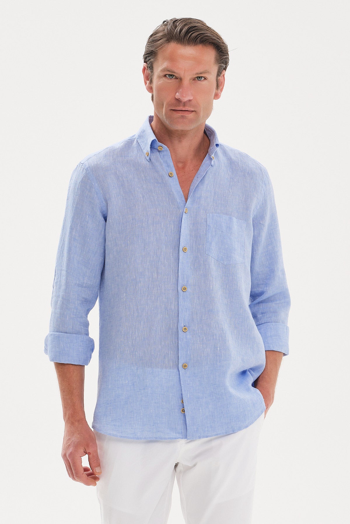 ΑΝΔΡΙΚΟ ΣΙΕΛ ΛΙΝΟ ΠΟΥΚΑΜΙΣΟ PORTOBELLO'S MODERN FIT ΜΕ ΤΣΕΠΗ ΣΤΟ ΣΤΗΘΟΣ ΚΑΙ BUTTON DOWN ΓΙΑΚΑ