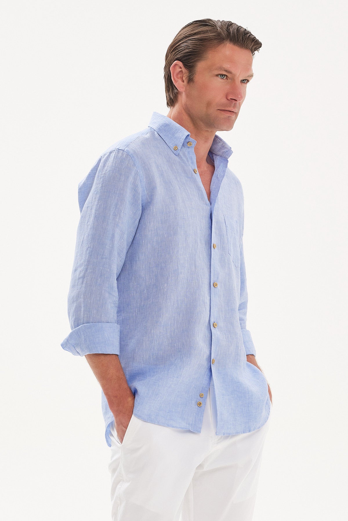 ΑΝΔΡΙΚΟ ΣΙΕΛ ΛΙΝΟ ΠΟΥΚΑΜΙΣΟ PORTOBELLO'S MODERN FIT ΜΕ ΤΣΕΠΗ ΣΤΟ ΣΤΗΘΟΣ ΚΑΙ BUTTON DOWN ΓΙΑΚΑ