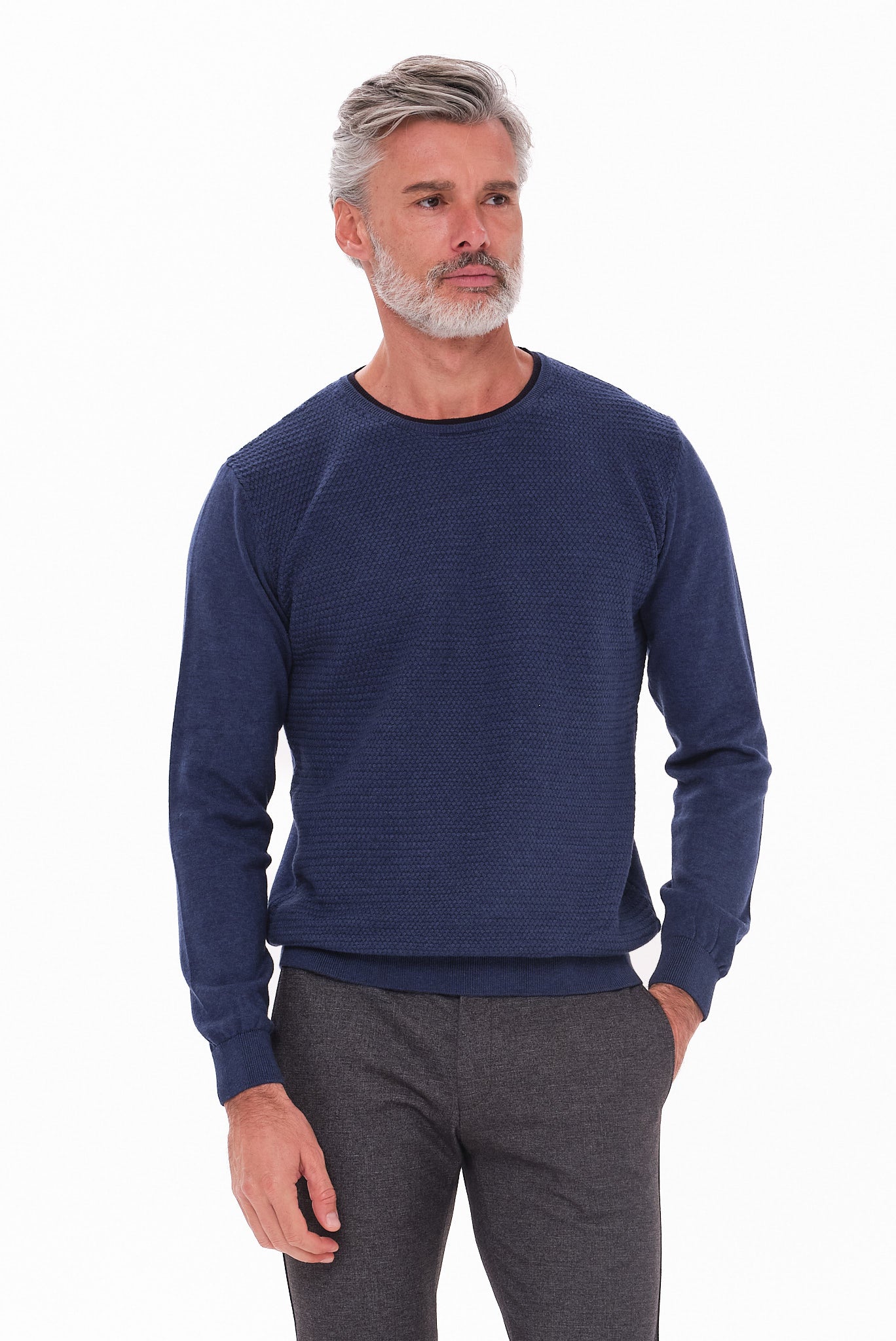 ΑΝΔΡΙΚΟ ΠΟΥΛΟΒΕΡ LES GENT'S ΙΝΤΙΓΚΟ ΜΕ ΛΑΙΜΟΚΟΨΗ ΚΑΙ ΜΙΚΡΟΣΧΕΔΙΟ REGULAR FIT