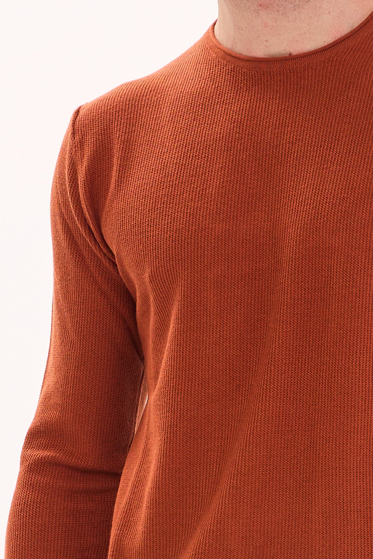 ΑΝΔΡΙΚΟ ΚΕΡΑΜΙΔΙ ROLL NECK ΠΟΥΛΟΒΕΡ PORTOBELLO'S ΜΕ ΛΑΙΜΟΚΟΨΗ ΚΑΙ ΜΙΚΡΟΣΧΕΔΙΟ