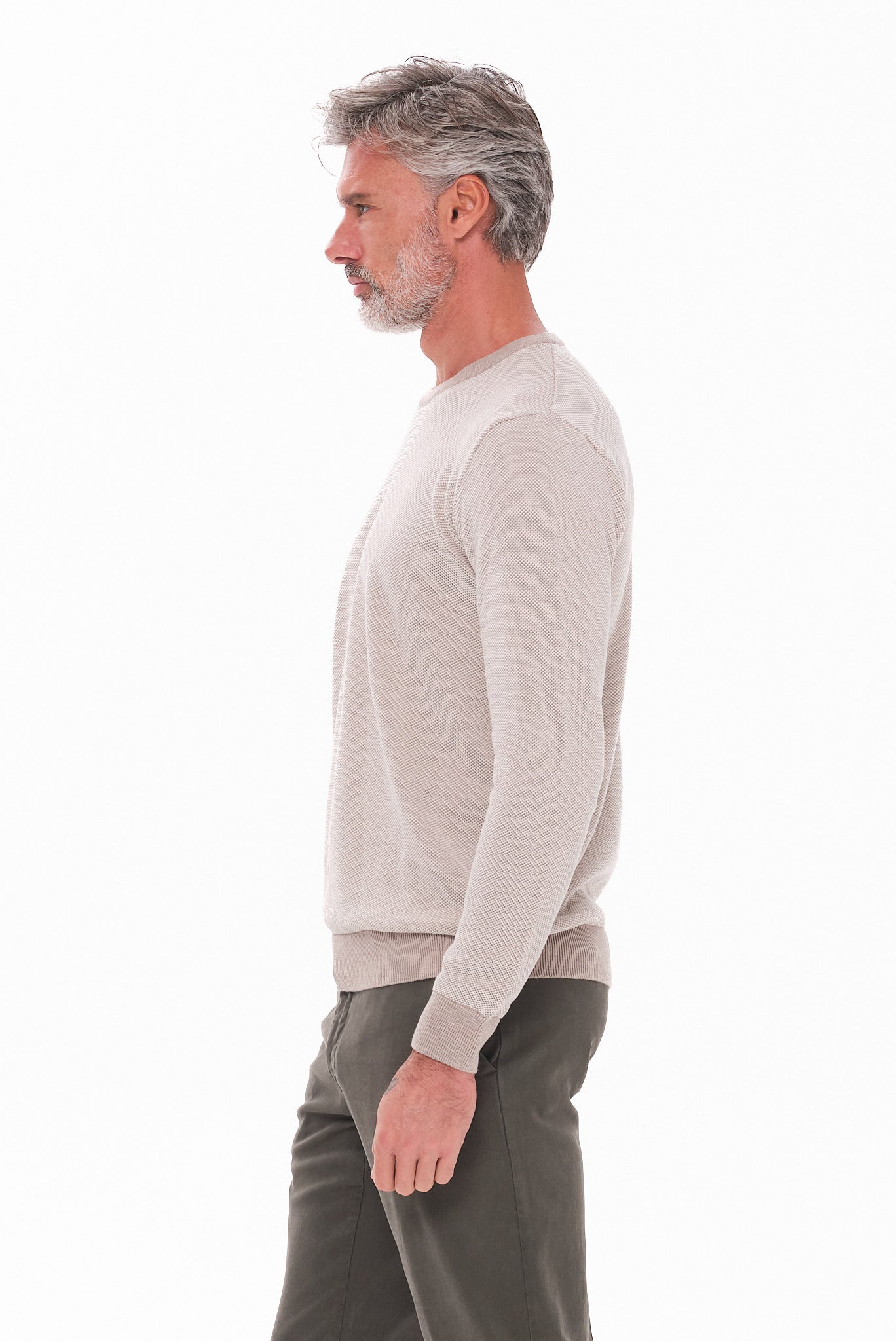 ΑΝΔΡΙΚΟ ΜΠΕΖ ΑΝΟΙΧΤΟ ΠΟΥΛΟΒΕΡ LES GENT'S ΜΕ ΛΑΙΜΟΚΟΨΗ ΚΑΙ ΜΙΚΡΟΣΧΕΔΙΟ REGULAR FIT