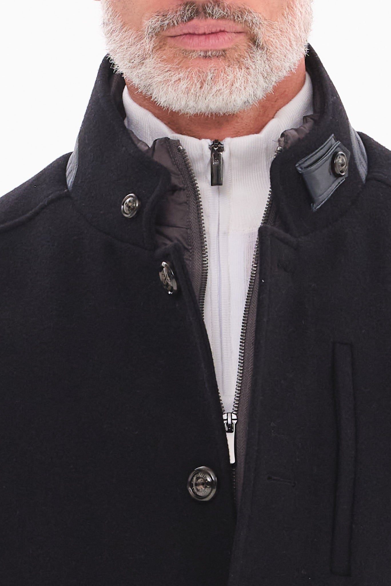 ΑΝΔΡΙΚΟ ΜΑΥΡΟ ΠΑΛΤΟ PORTOBELLO'S ΜΕ ΔΕΡΜΑΤΙΝΕΣ ΛΕΠΤΟΜΕΡΕΙΕΣ KAI ΜΑΟ ΓΙΑΚΑ REGULAR FIT