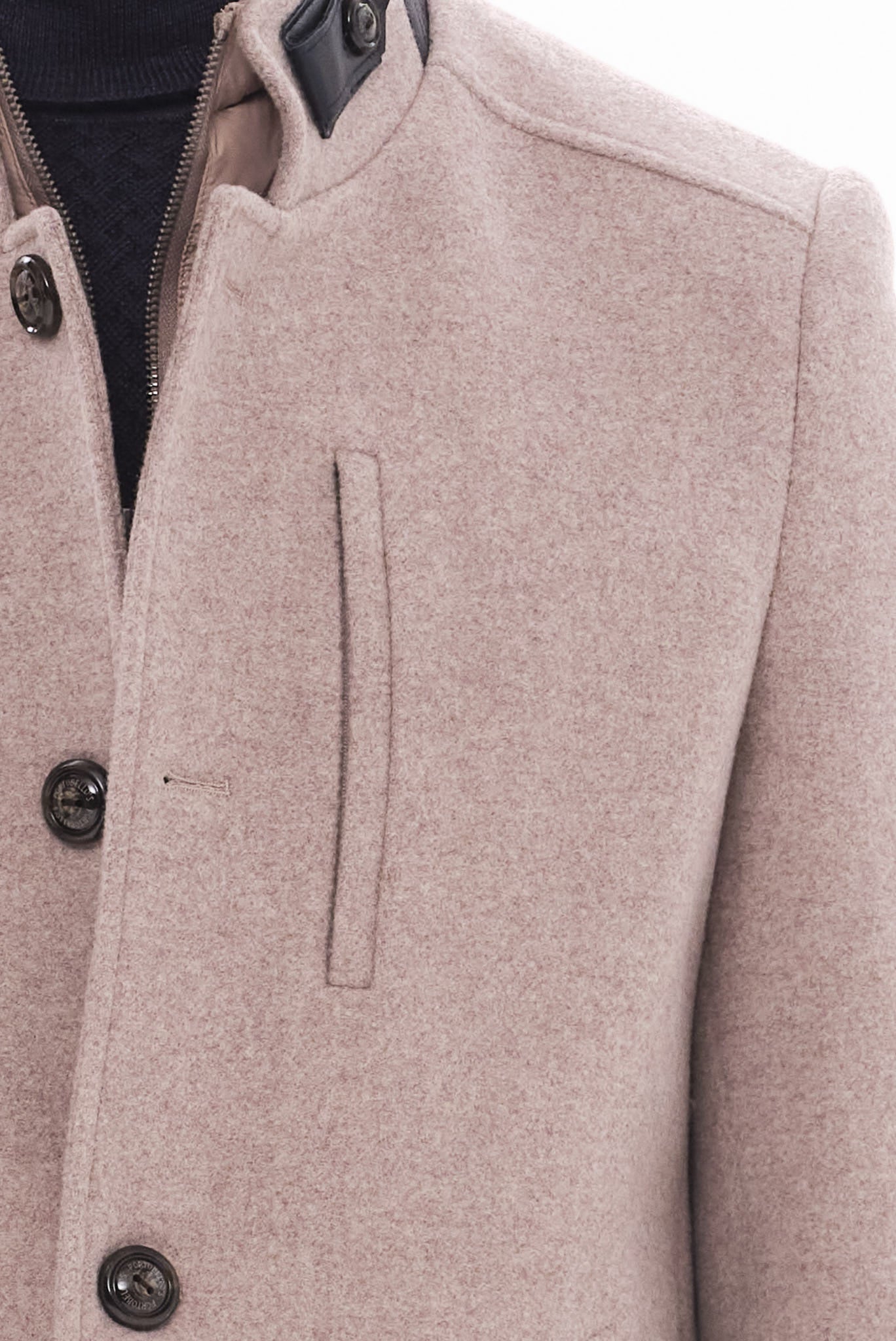 ΑΝΔΡΙΚΟ ΜΠΕΖ ΣΚΟΥΡΟ ΠΑΛΤΟ PORTOBELLO'S ΜΕ ΔΕΡΜΑΤΙΝΕΣ ΛΕΠΤΟΜΕΡΕΙΕΣ KAI ΜΑΟ ΓΙΑΚΑ REGULAR FIT