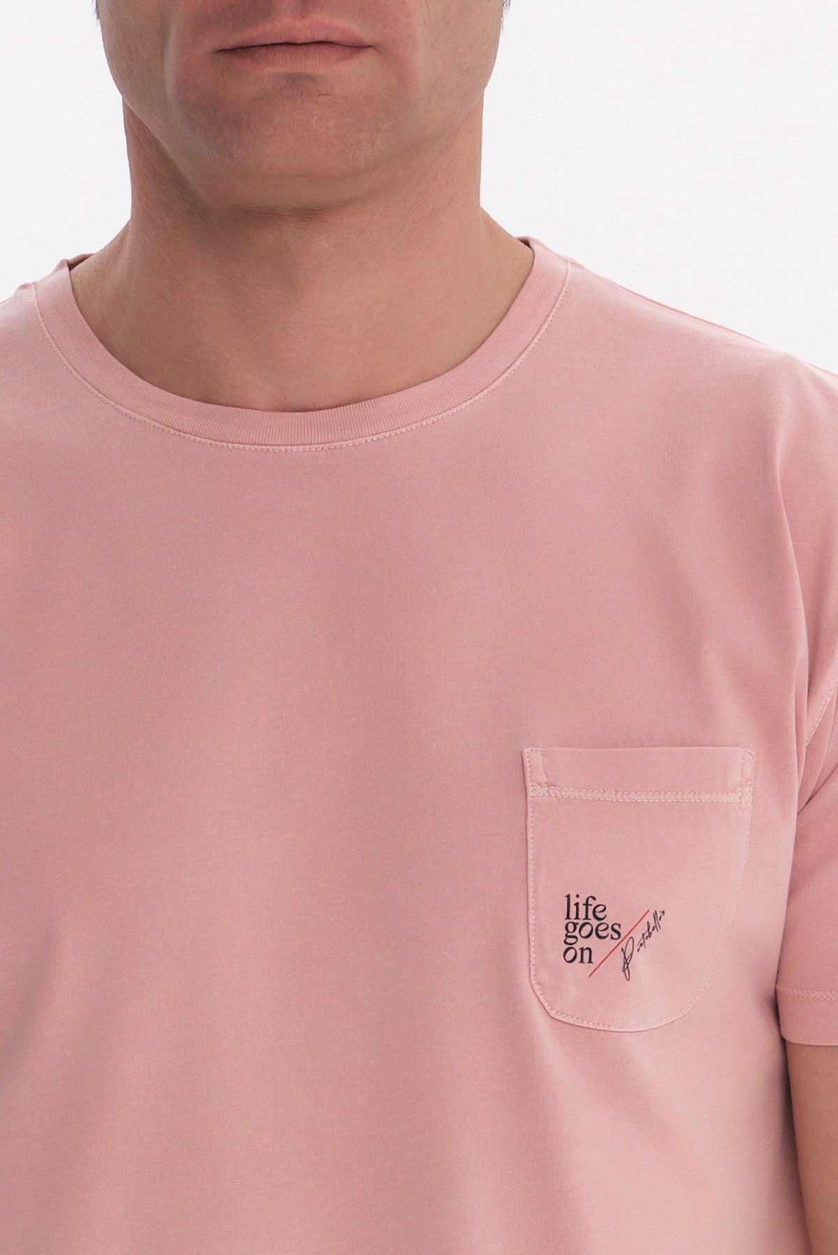 ΑΝΔΡΙΚΟ ΣΟΜΟΝ ΚΟΝΤΟΜΑΝΙΚΟ T-SHIRT PORTOBELLO'S ΜΕ ΤΣΕΠΗ ΣΤΟ ΣΤΗΘΟΣ