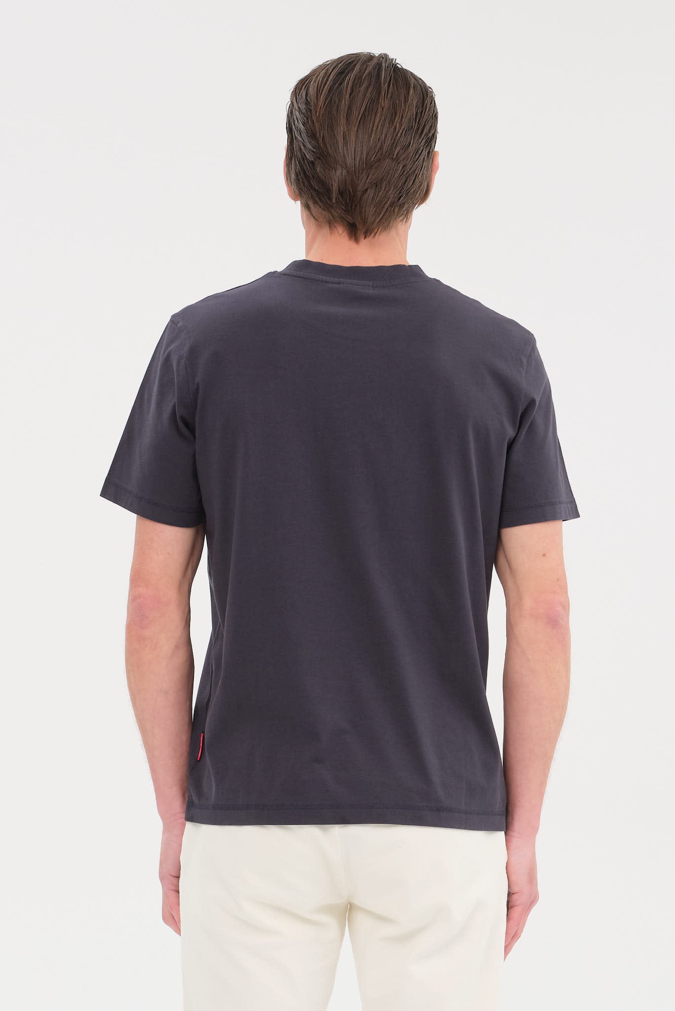 ΑΝΔΡΙΚO ΜΠΛΕ KONTOMANIKO T-SHIRT JOOP ΜΕ ΛΑΙΜΟΚΟΨΗ REGULAR FIT