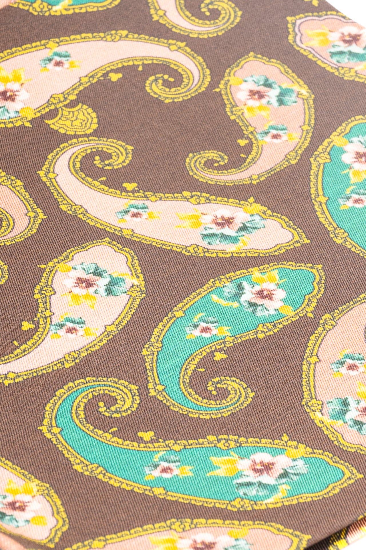 ΑΝΔΡΙΚΟ ΜΑΝΤΗΛΙ ΠΟΣΕΤ PORTOBELLO'S ΚΑΦΕ με χρωματιστά μεγάλα λαχούρια