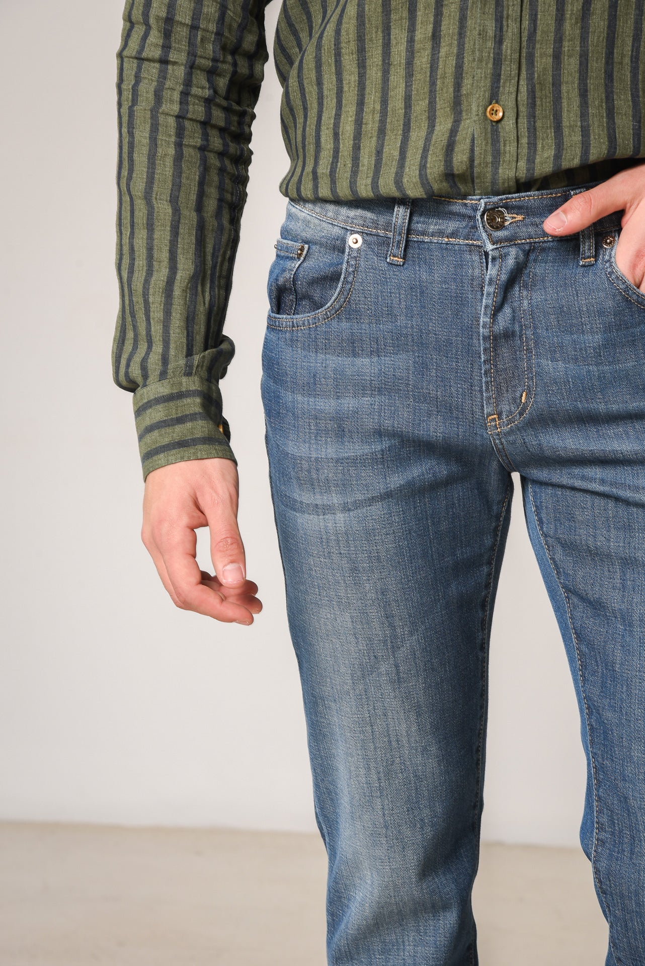 ΑΝΔΡΙΚΟ JEAN PORTOBELLO'S ΣΕ ΜΠΛΕ ΑΠΟΧΡΩΣΗ ΜΕ ΞΕΒΑΜΜΑ REGULAR FIT