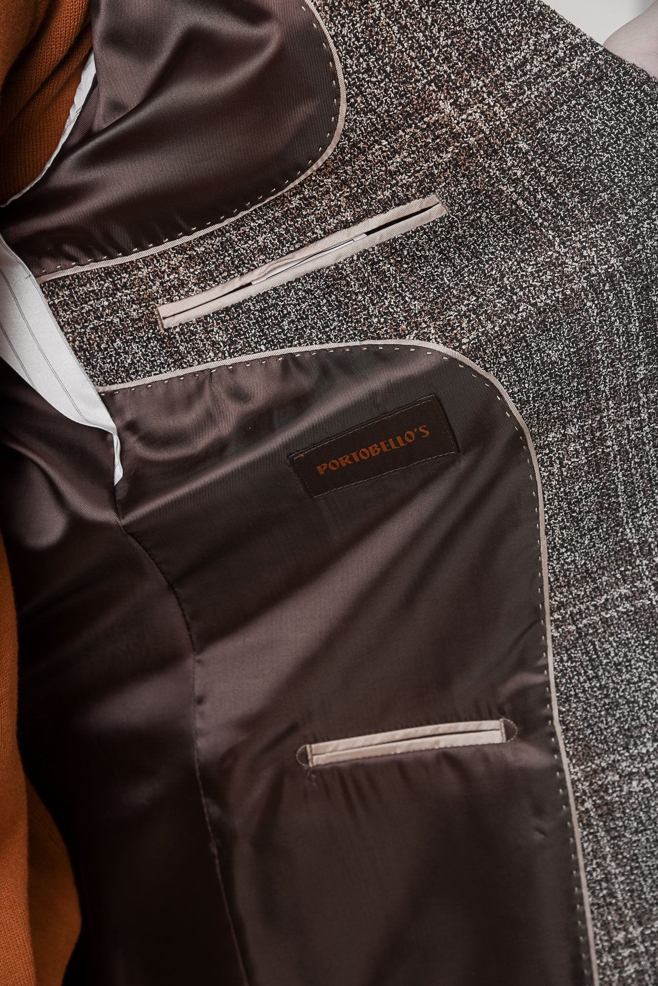 ΑΝΔΡΙΚΟ ΚΑΡΟ ΣΑΚΑΚΙ PORTOBELLO'S ΣΕ ΓΚΡΙ-ΜΠΕΖ ΧΡΩΜΑ ΚΑΙ ΚΑΦΕ ΚΑΡΟ ANGELICO