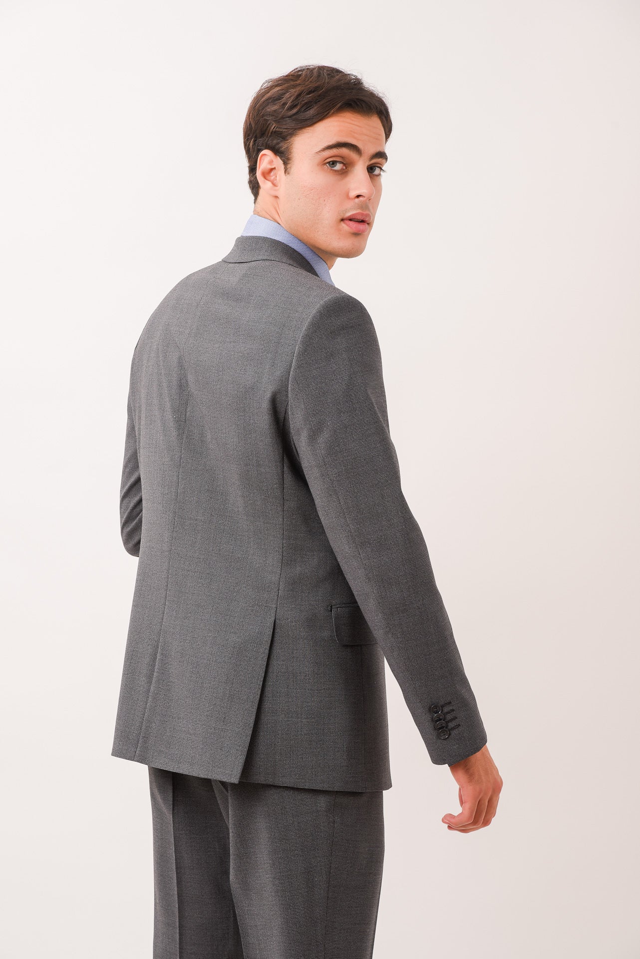 ΑΝΔΡΙΚΟ ΚΟΣΤΟΥΜΙ PORTOBELLO'S ΣΕ ΣΚΟΥΡΟ ΓΚΡΙ ΧΡΩΜΑ