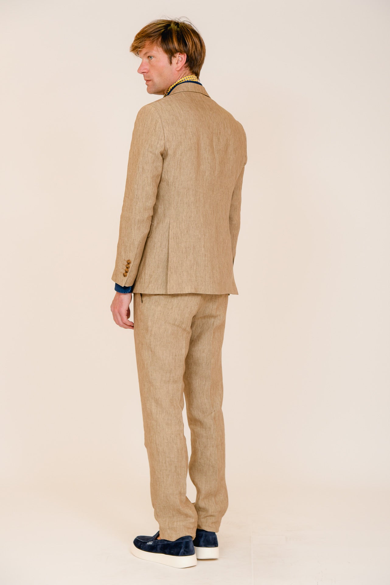 ΑΝΔΡΙΚΟ ΜΟΝΟΠΕΤΟ ΔΙΚΟΥΜΠΟ ΚΟΣΤΟΥΜΙ PORTOBELLO'S ΣΤΟ ΧΡΩΜΑ ΤΗΣ ΕΡΗΜΟΥ ΑΠΟ ΛΙΝΟ ΥΦΑΣΜΑ LEOMASTER