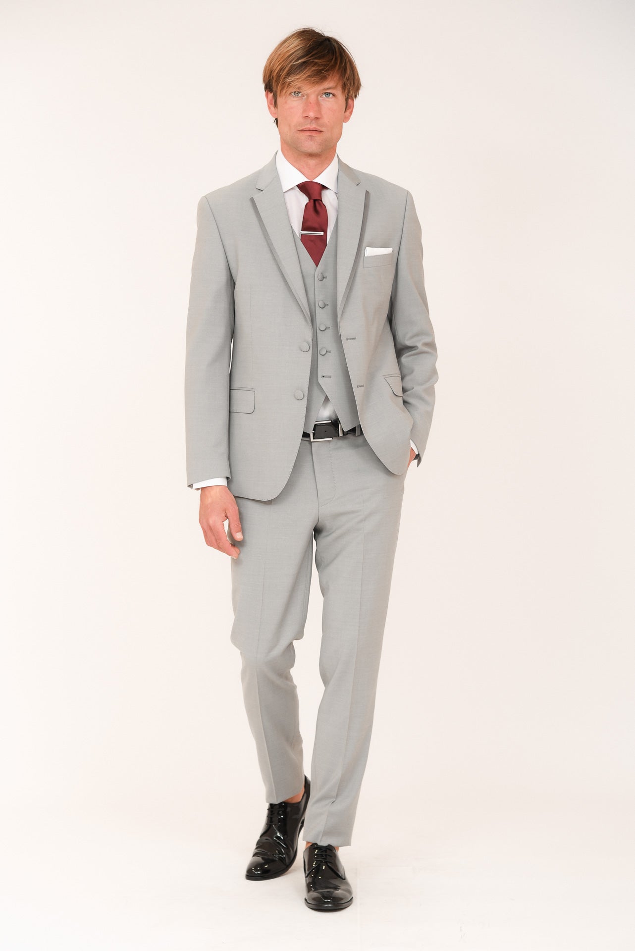 ΑΝΔΡΙΚΟ THREE-PIECE ΜΟΝΟΠΕΤΟ ΔΙΚΟΥΜΠΟ ΚΟΣΤΟΥΜΙ ΣΕ LIGHT ΓΚΡΙ ΧΡΩΜΑ PORTOBELLO'S