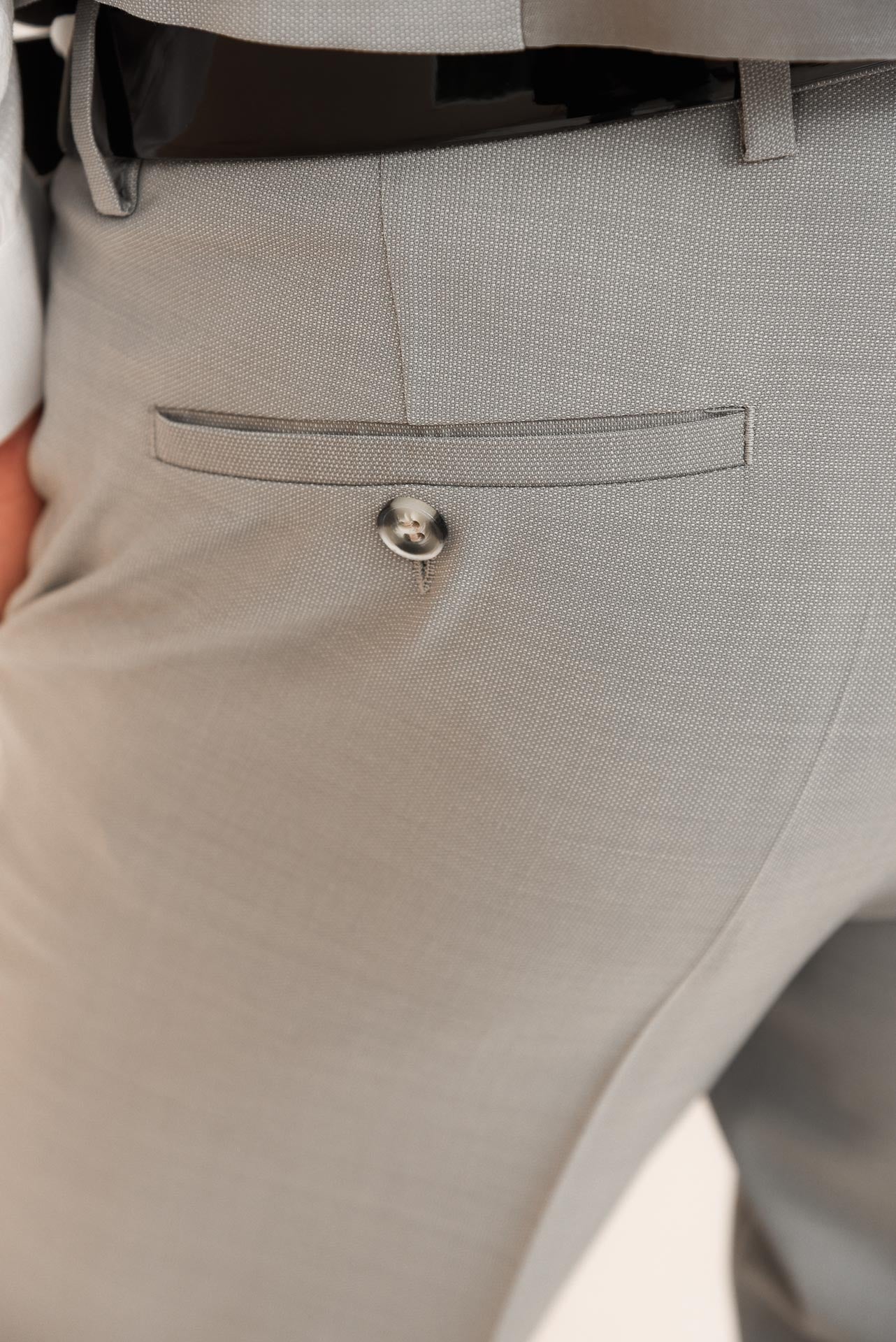 ΑΝΔΡΙΚΟ THREE-PIECE ΜΟΝΟΠΕΤΟ ΔΙΚΟΥΜΠΟ ΚΟΣΤΟΥΜΙ ΣΕ LIGHT ΓΚΡΙ ΧΡΩΜΑ PORTOBELLO'S