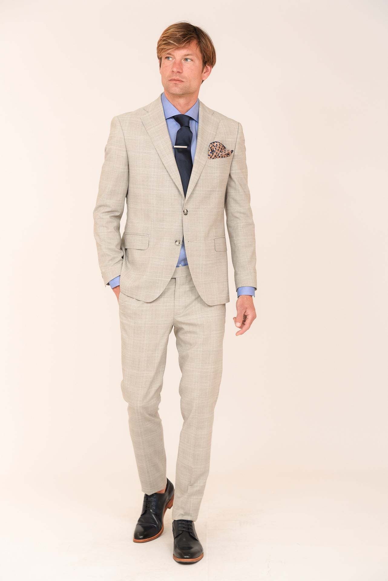 ΑΝΔΡΙΚΟ ΚΟΣΤΟΥΜΙ PORTOBELLO'S ΜΠΕΖ ΣΚΟΥΡΟ ΣΕ PRINCE OF WALLES ΣΧΕΔΙΟ