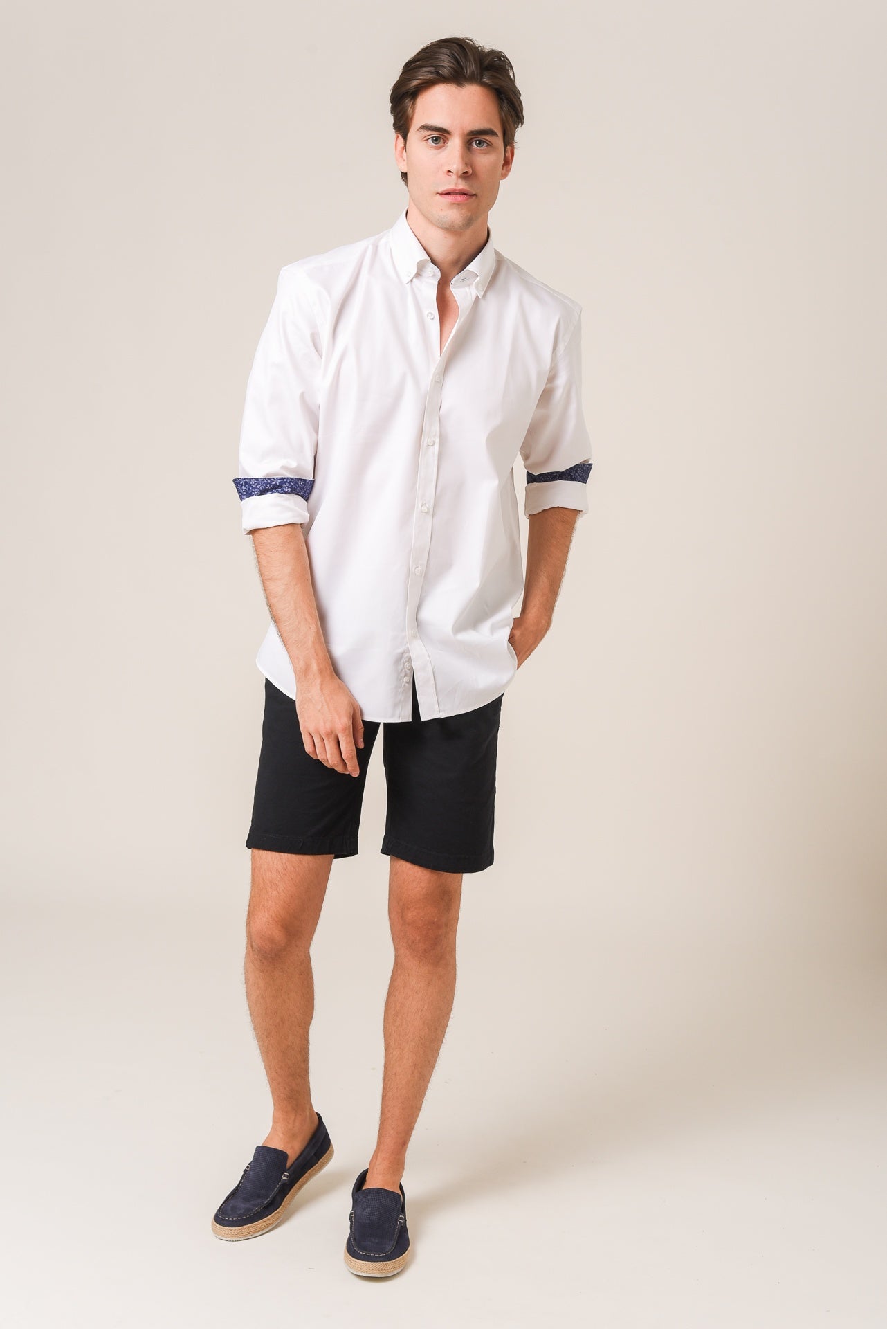 ΑΝΔΡΙΚΟ ΠΟΥΚΑΜΙΣΟ ΜΕ BUTTON DOWN ΓΙΑΚΑ PORTOBELLO'S ΛΕΥΚΟ ΜΕ ΜΠΛΕ ΜΙΚΡΟΣΧΕΔΙΟ ΣΕ ΓΙΑΚΑ ΚΑΙ ΜΑΝΣΕΤΑ