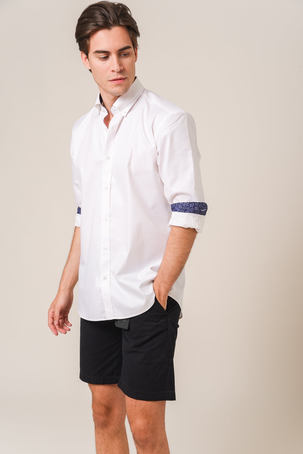 ΑΝΔΡΙΚΟ ΠΟΥΚΑΜΙΣΟ ΜΕ BUTTON DOWN ΓΙΑΚΑ PORTOBELLO'S ΛΕΥΚΟ ΜΕ ΜΠΛΕ ΜΙΚΡΟΣΧΕΔΙΟ ΣΕ ΓΙΑΚΑ ΚΑΙ ΜΑΝΣΕΤΑ