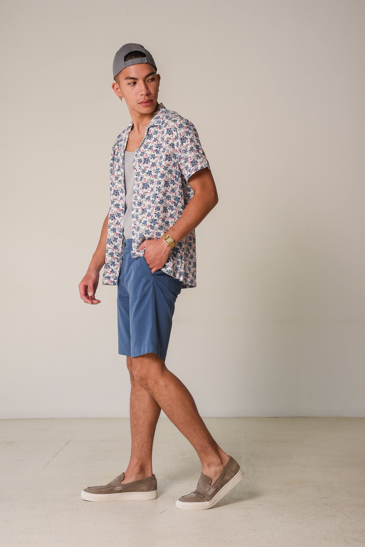 ΑΝΔΡΙΚΟ ΚΟΝΤΟΜΑΝΙΚΟ ΠΟΥΚΑΜΙΣΟ ΜΕ BYRON ΓΙΑΚΑ PORTOBELLO'S FLORAL ΜΠΛΕ ΚΟΚΚΙΝΟ ΛΑΔΙ