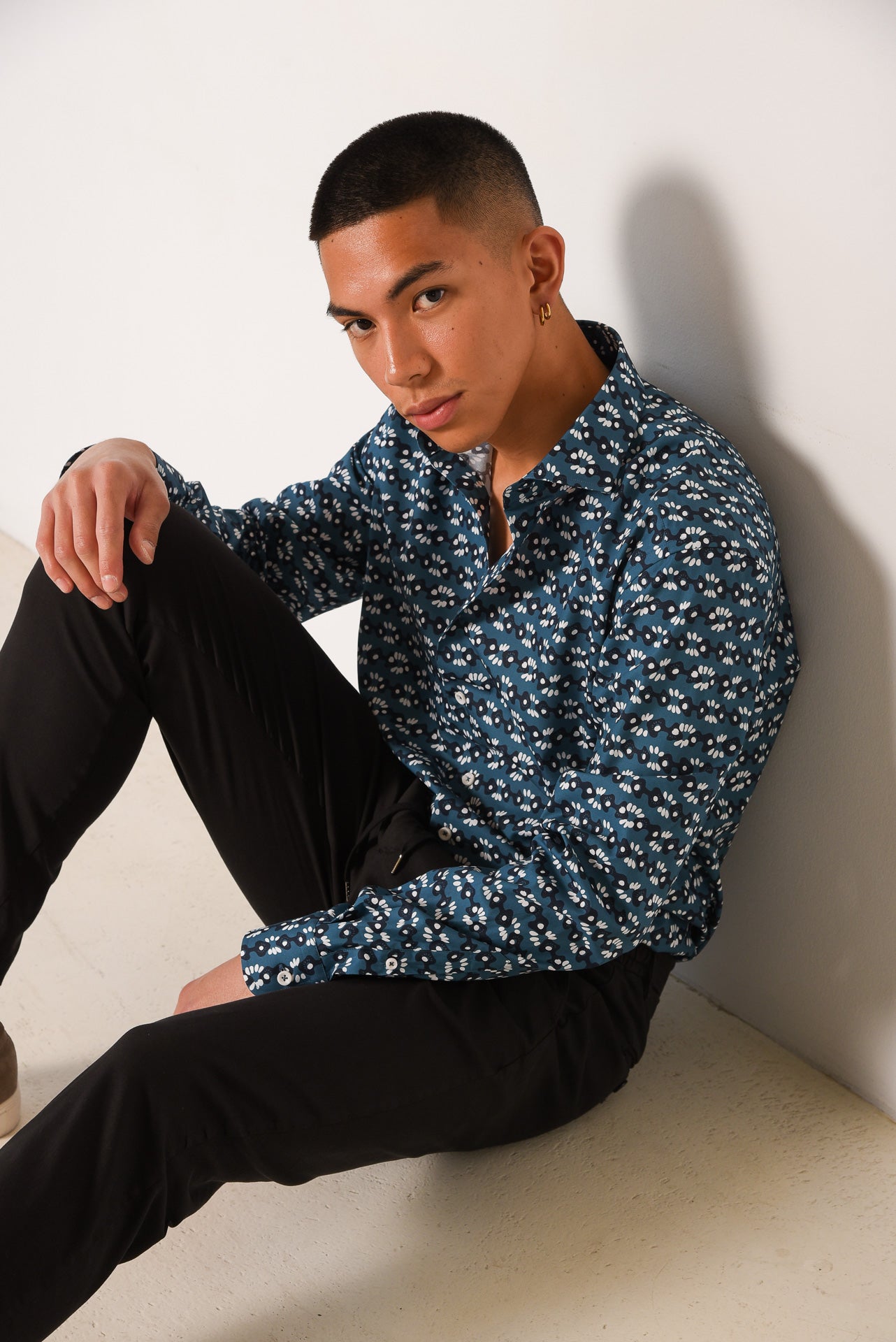 ΑΝΔΡΙΚΟ ΠΟΥΚΑΜΙΣΟ ΜΕ REX ΓΙΑΚΑ PORTOBELLO'S ΠΕΤΡΟΛ ΜΕ ΣΧΕΔΙΑ REGULAR FIT