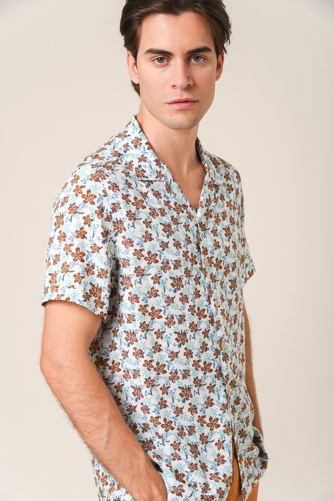 ΑΝΔΡΙΚΟ ΠΟΥΚΑΜΙΣΟ ΚΟΝΤΟΜΑΝΙΚΟ ΜΕ BYRON ΓΙΑΚΑ PORTOBELLO'S