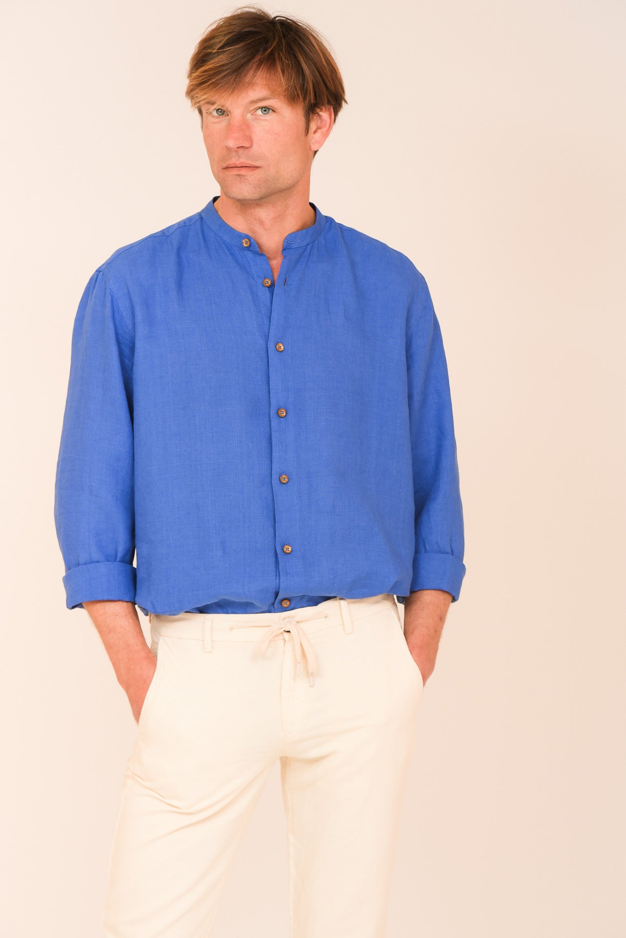 ΑΝΔΡΙΚΟ ΠΟΥΚΑΜΙΣΟ ΜΕ MAO ΓΙΑΚΑ PORTOBELLO'S ΜΠΛΕ ΡΟΥΑ ΜΕ ΜΠΕΖ ΚΟΥΜΠΙΑ ΛΙΝΟ ΠΛΥΜΕΝΟ