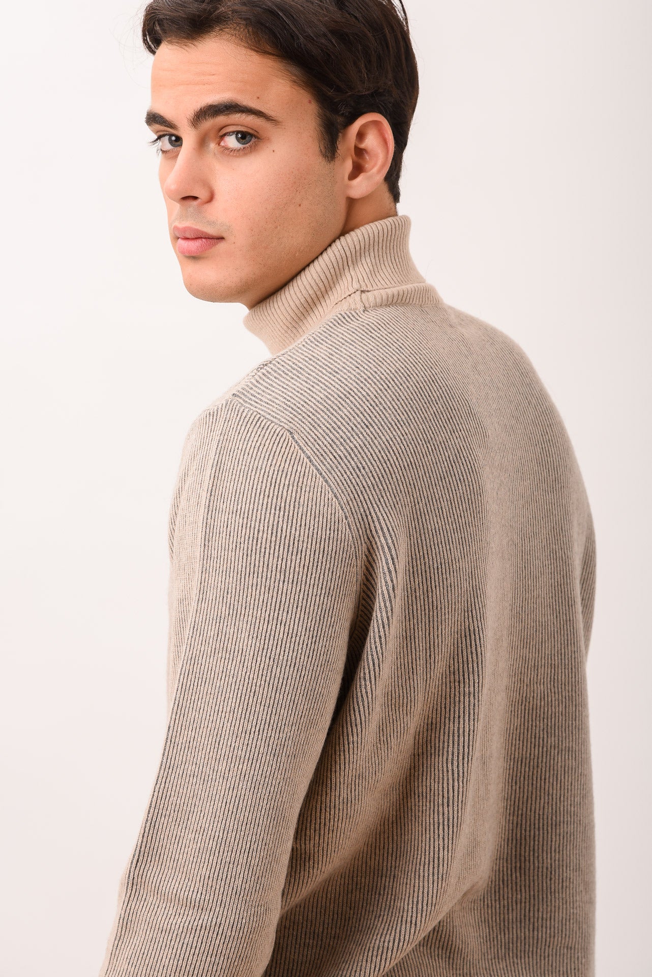 ΑΝΔΡΙΚΟ ΖΙΒΑΓΚΟ PORTOBELLO'S ΣΕ ΓΚΡΙ-ΜΠΕΖ ΧΡΩΜΑ ΜΕ ΣΧΕΔΙΟ