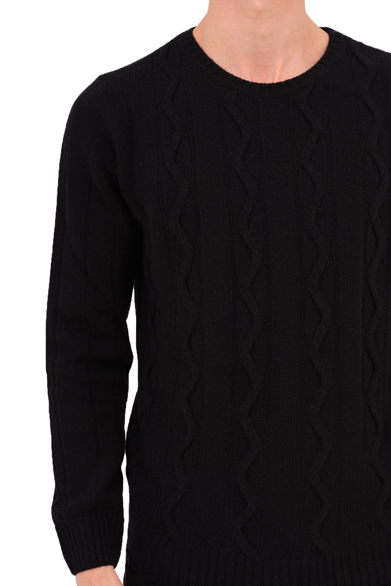 ΑΝΔΡΙΚΟ ΜΑΥΡΟ ΠΟΥΛΟΒΕΡ PORTOBELLO'S ΜΕ ΛΑΙΜΟΚΟΨΗ ΚΑΙ ΟΡΑΤΗ ΠΛΕΞΗ