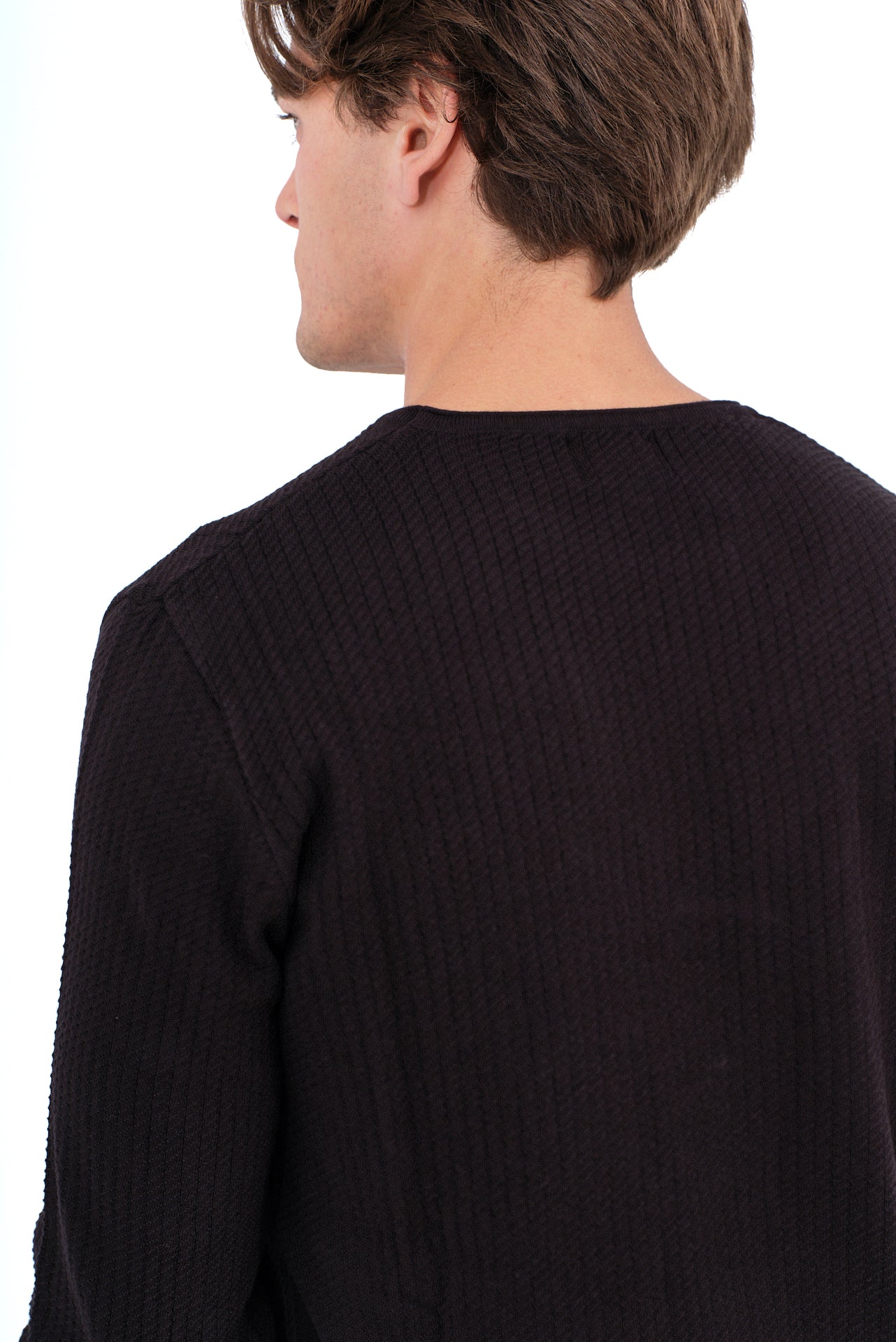 ΑΝΔΡΙΚΟ ΠΟΥΛΟΒΕΡ ΜΕ ΛΑΙΜΟΚΟΨΗ LES GENT'S ΣΕ ΜΑΥΡΟ ΧΡΩΜΑ