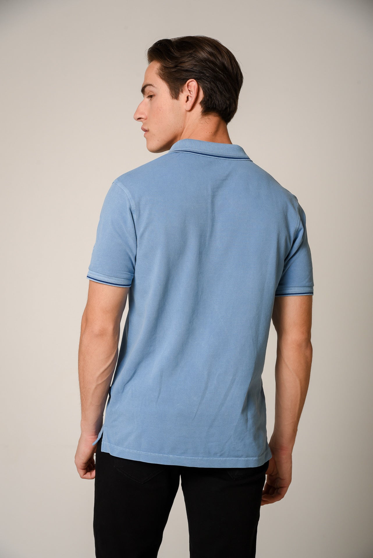 ΑΝΔΡΙΚΟ POLO PORTOBELLO'S ΣΙΕΛ ΜΕ ΜΠΛΕ ΡΙΓΑ ΣΤΟ ΓΙΑΚΑ ΚΑΙ ΤΑ ΜΑΝΙΚΙΑ