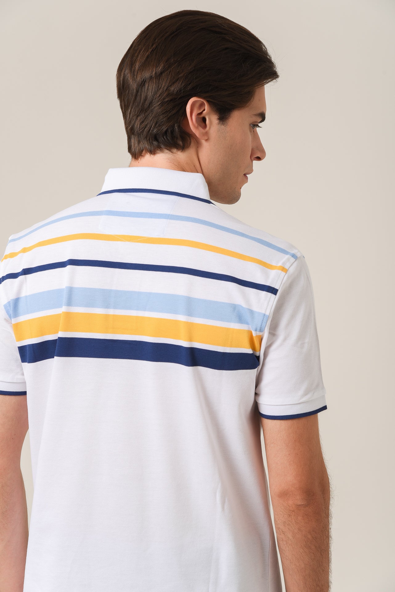 ΑΝΔΡΙΚΟ POLO PORTOBELLO'S ΛΕΥΚΟ ΜΕ ΣΙΕΛ ΚΙΤΡΙΝΕΣ ΚΑΙ ΜΠΛΕ ΡΙΓΕΣ ΣΤΟ ΣΤΗΘΟΣ