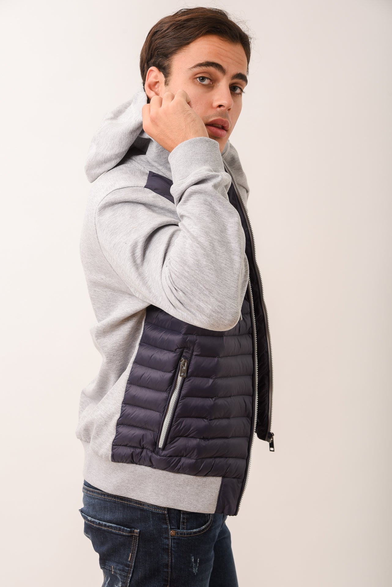 ΑΝΔΡΙΚΟ ΜΠΟΥΦΑΝ ΚΑΠΙΤΟΝΕ POTOBELLO'S ΣΕ ΜΠΛΕ ΧΡΩΜΑ ΜΕ ΓΚΡΙ ΛΕΠΤΟΜΕΡΕΙΕΣ