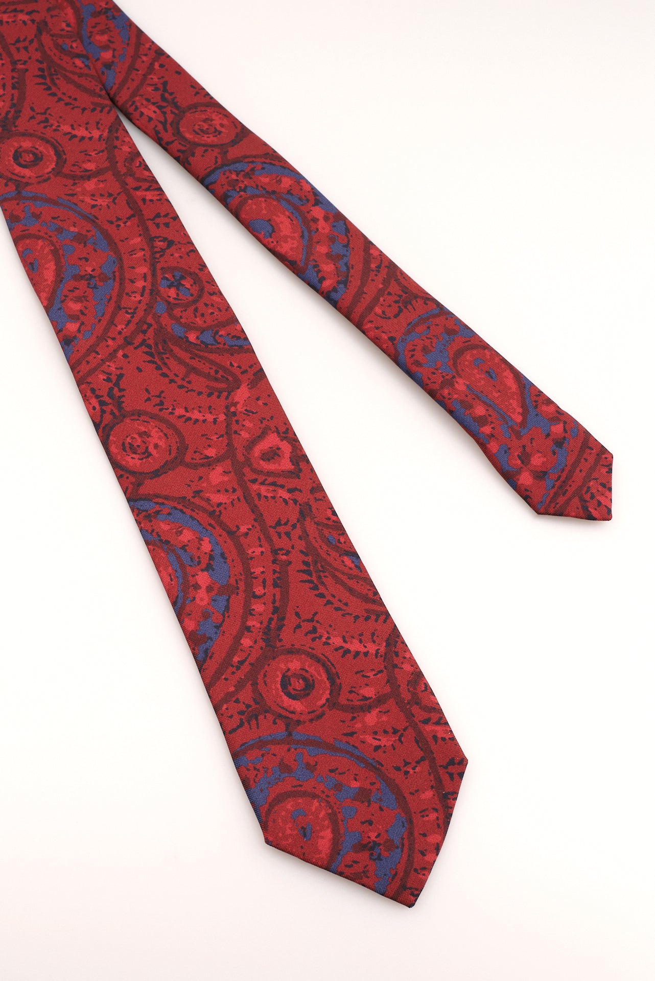 ΑΝΔΡΙΚΗ ΜΕΤΑΞΩΤΗ ΓΡΑΒΑΤΑ PORTOBELLO'S ΣΕ ΜΠΛΕ ΚΑΙ ΚΟΚΚΙΝΟ ΧΡΩΜΑ ΜΕ ΜΕΓΑΛΑ ΜΟΤΙΒΑ