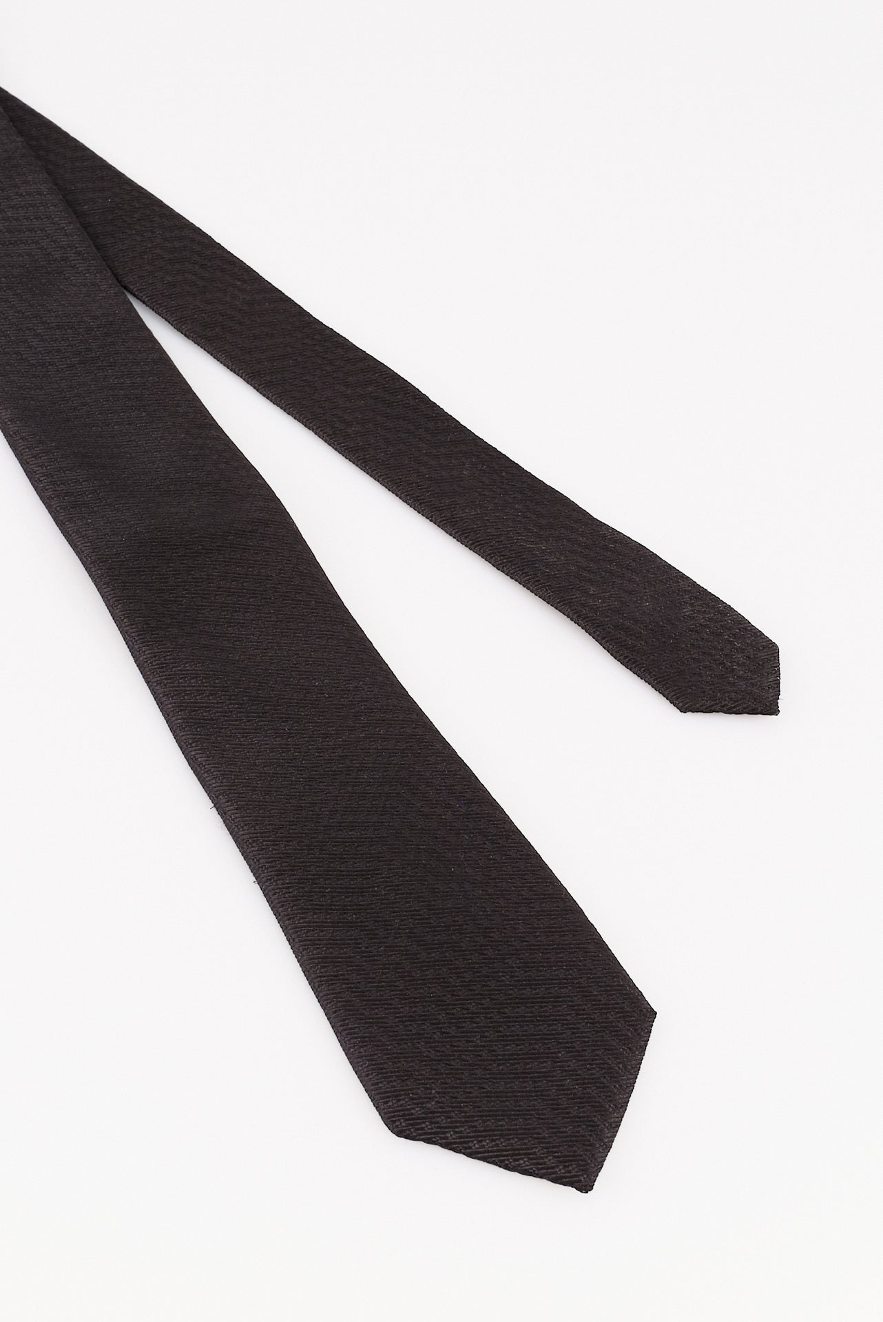 ΑΝΔΡΙΚΗ ΜΕΤΑΞΩΤΗ ΓΡΑΒΑΤΑ PORTOBELLO'S ΣΕ ΜΑΥΡΟ ΧΡΩΜΑ ΜΕ ΑΝΑΓΛΥΦΟ ΜΙΚΡΟΣΧΕΔΙΟ