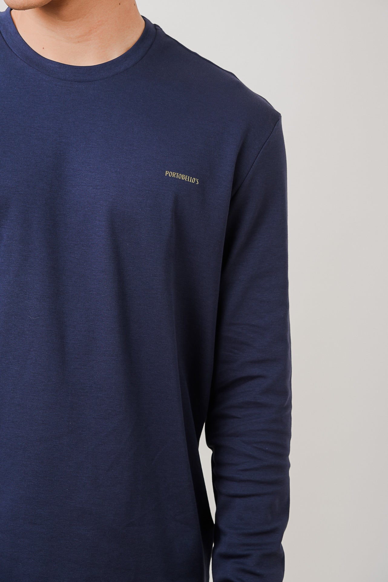 ΑΝΔΡΙΚΗ ΜΑΚΡΥΜΑΝΙΚΗ ΜΠΛΟΥΖΑ NAVY ΜΠΛΕ ΜΕ ΛΟΓΟΤΥΠΟ PORTOBELLO'S