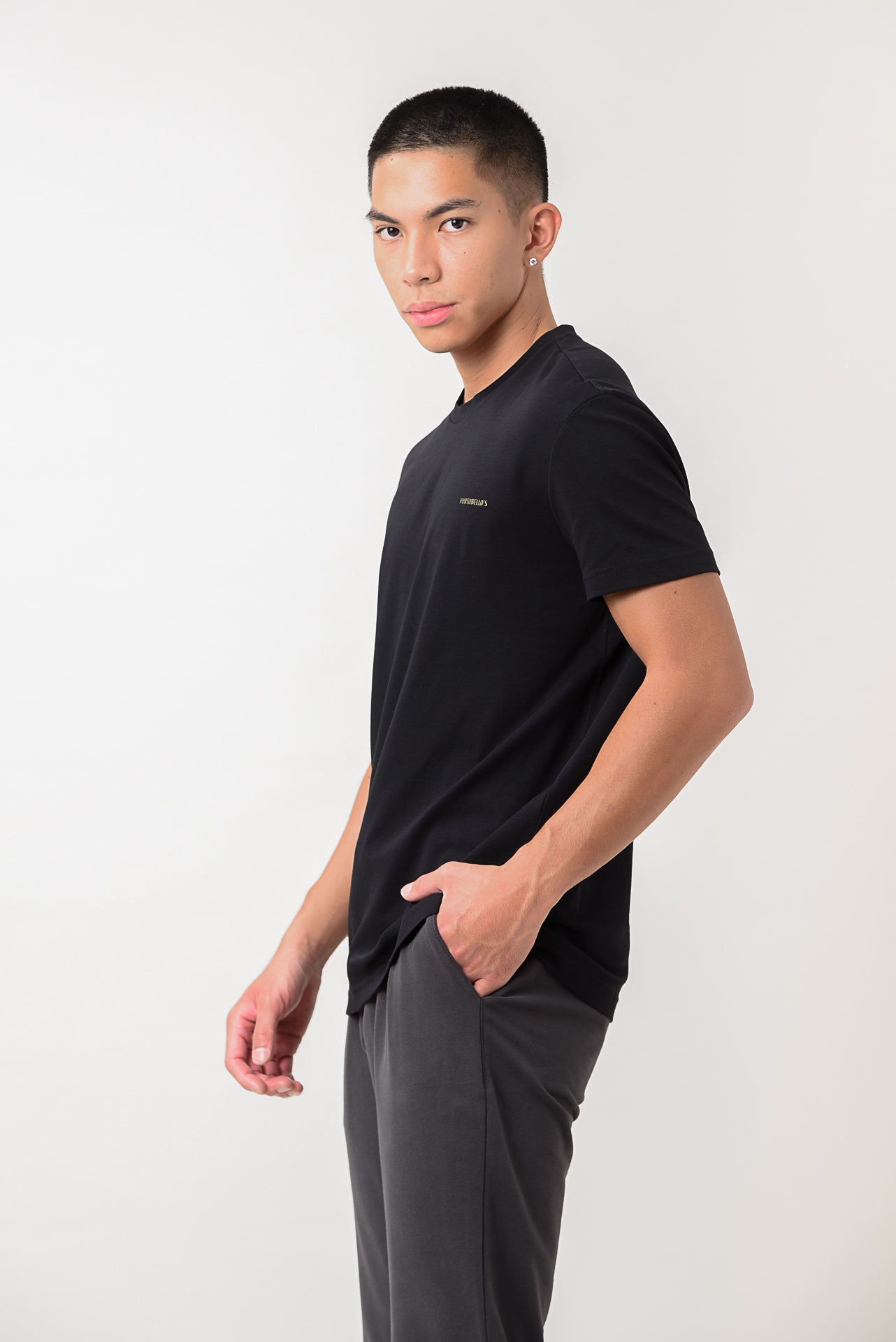 ΑΝΔΡΙΚΟ ΚΟΝΤΟΜΑΝΙΚΟ T-SHIRT ΜΕ ΛΟΓΟΤΥΠΟ PORTOBELLO'S