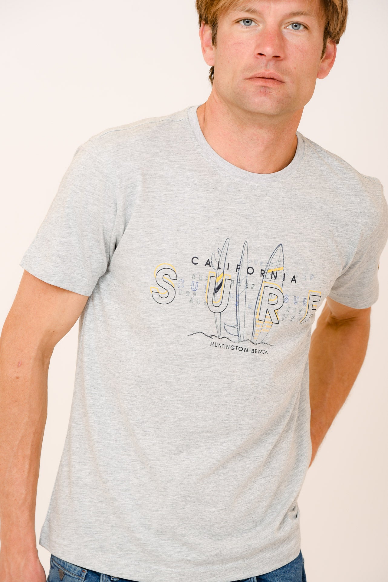 ΑΝΔΡΙΚΟ T-SHIRT PORTOBELLO'S ΓΚΡΙ ΜΕΣΑΙΟ ΜΕ ΣΤΑΜΠΑ CALIFORNIA SURF