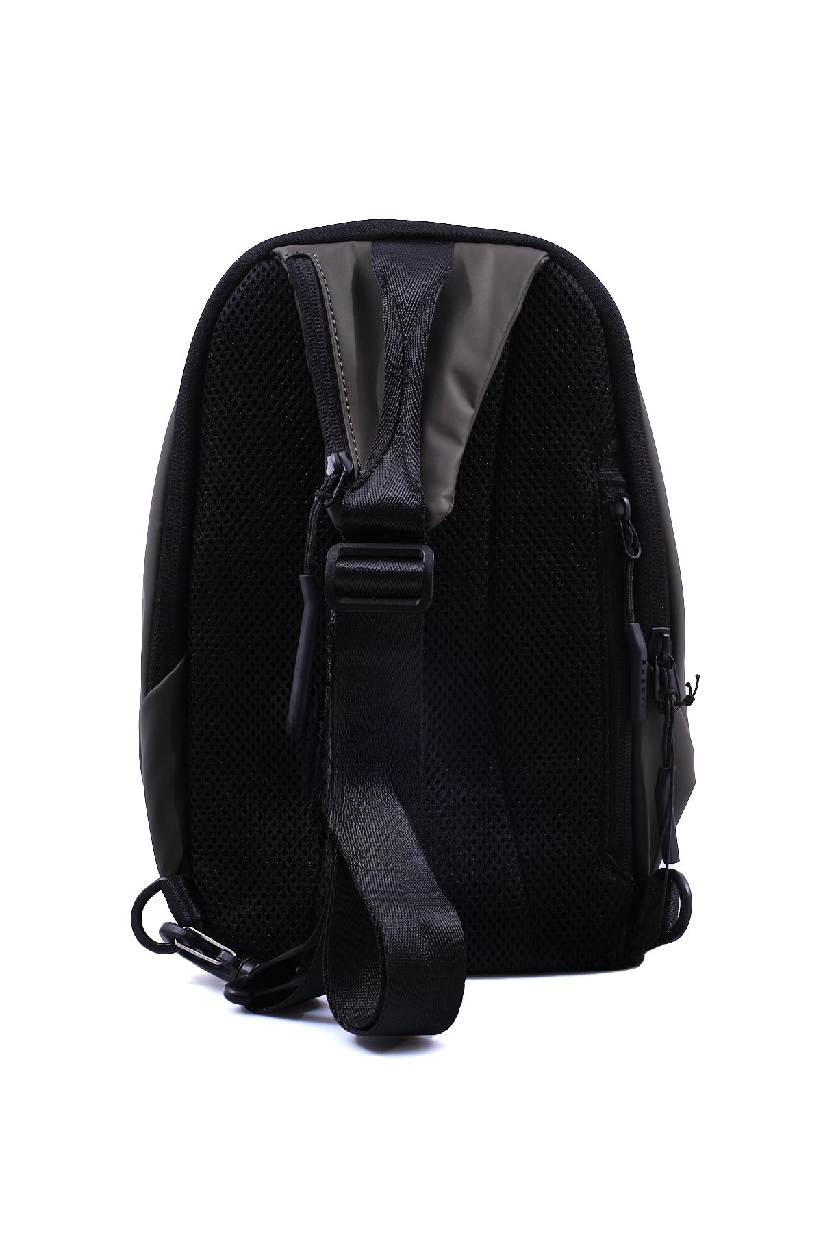 ΤΣΑΝΤΑ CROSSBODY BUGATTI ΣΕ ΛΑΔΙ XΡΩΜΑ