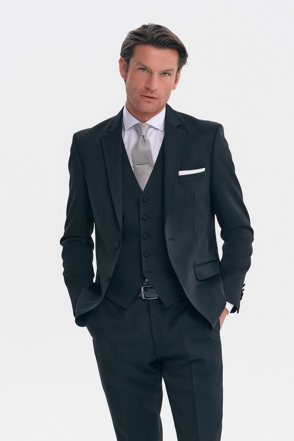 ΑΝΔΡΙΚΟ ΜΑΥΡΟ ΚΟΣΤΟΥΜΙ SLIM FIT - ΓΑΜΠΡΙΑΤΙΚΟ ΣΕΤ PORTOBELLO'S