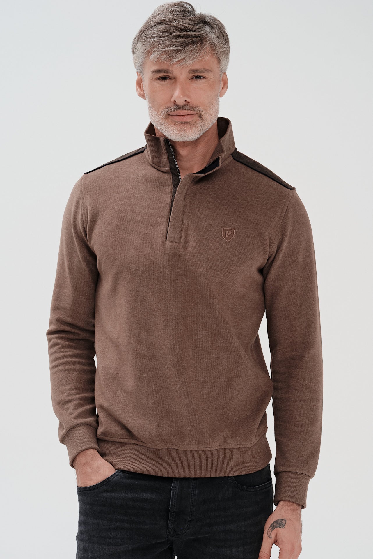 ΑΝΔΡΙΚΟ ΜΠΕΖ ΣΚΟΥΡΟ ΠΟΥΛΟΒΕΡ LUPETTO ZIP ΜΕ ΛΕΠΤΟΜΕΡΕΙΕΣ PORTOBELLO'S REGULAR FIT