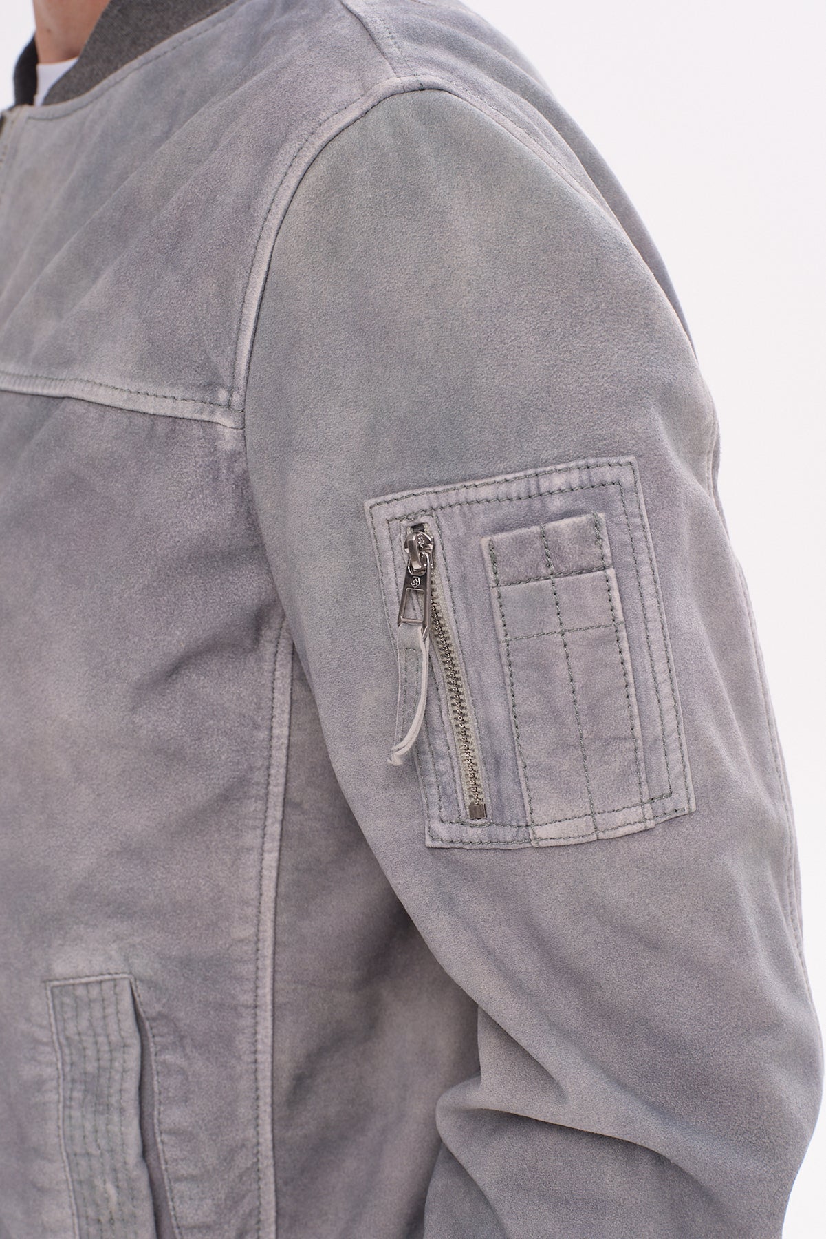 ΑΝΔΡΙΚΟ SUEDE ΜΠΟΥΦΑΝ BOMBER MILESTONE ΣΕ ΓΚΡΙ ΑΠΟΧΡΩΣΗ