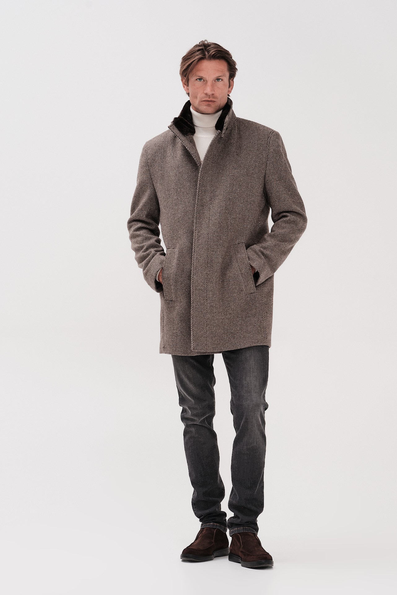 ΑΝΔΡΙΚΟ ΜΠΕΖ ΣΚΟΥΡΟ ΠΑΛΤΟ ΜΕ ΜΙΚΡΟΣΧΕΔΙΟ BUGATTI REGULAR FIT