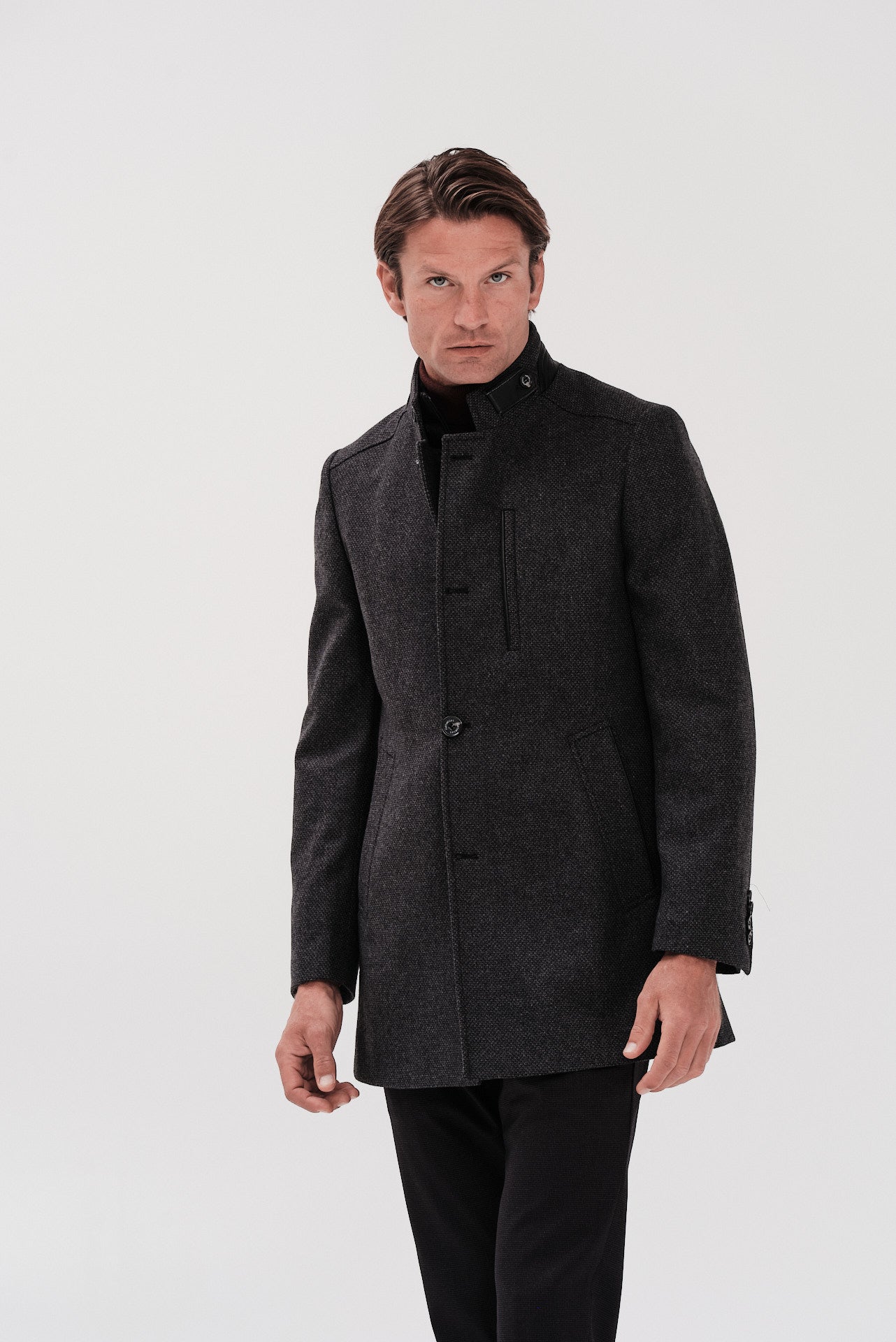 ΑΝΔΡΙΚΟ ΣΚΟΥΡΟ ΓΚΡΙ ΠΑΛΤΟ PORTOBELLO'S ΜΕ ΔΕΡΜΑΤΙΝΕΣ ΛΕΠΤΟΜΕΡΕΙΕΣ REGULAR FIT