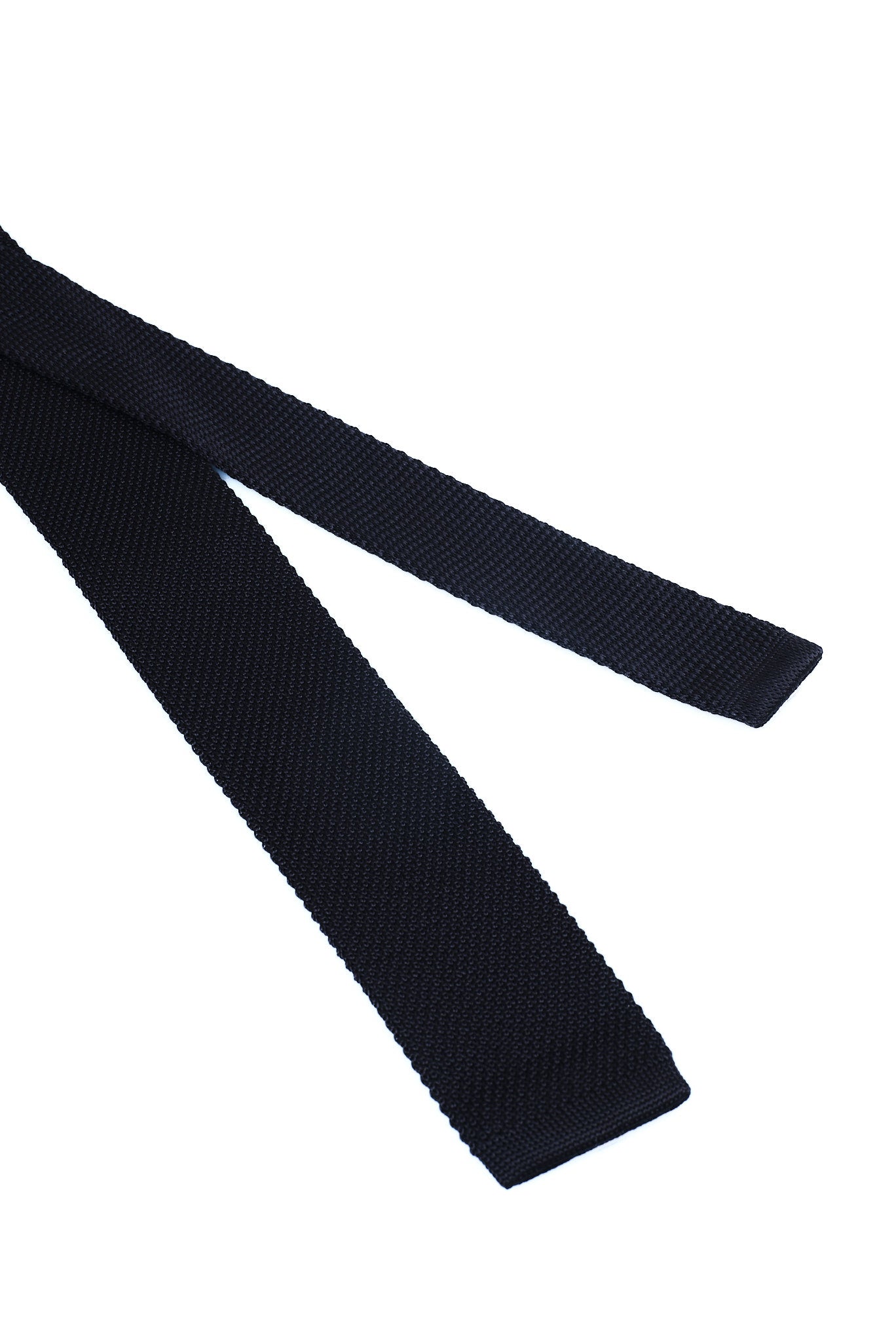 ΑΝΔΡΙΚΗ ΠΛΕΚΤΗ ΜΑΥΡΗ ΓΡΑΒΑΤΑ PORTOBELLO'S ΜΕ ΑΝΑΓΛΥΦΟ ΣΧΕΔΙΟ